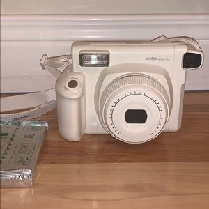 FUJIFILM Instax Wide 300 & Film